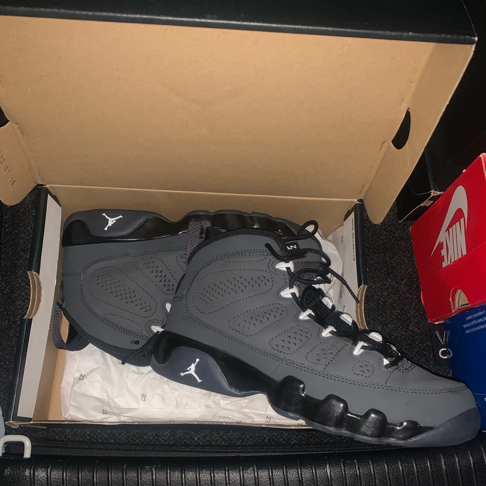 Jordan 8 Retro Size 5.5/ 7.5-8 W